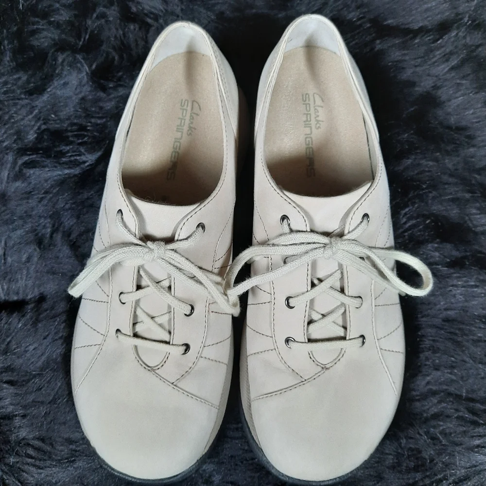 Clarks Springer Sneakers Suede Women's SZ 9.5M